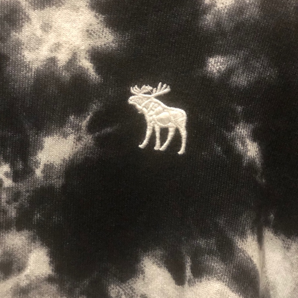 Abercrombie kids cozy tee